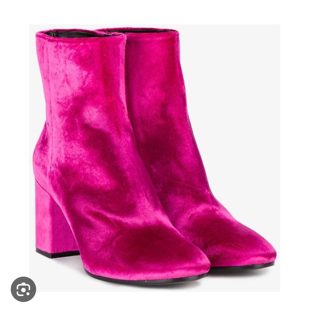 Balenciaga Rose Fuschia Boot